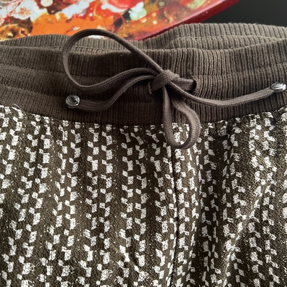 MAX STUDIO PANTS - Picture 2 of 9